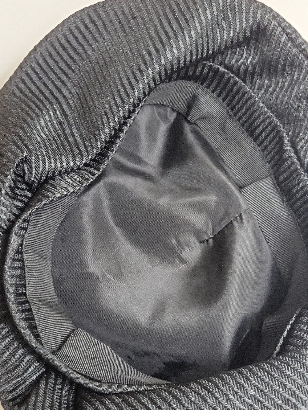 VTG. Classic Black Baker Boy HAT, ONE SIZE - Picture 6 of 9